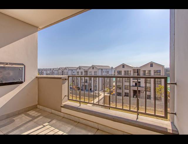 2 BEDROOM APARTMENT TO LET IN WATERFALL